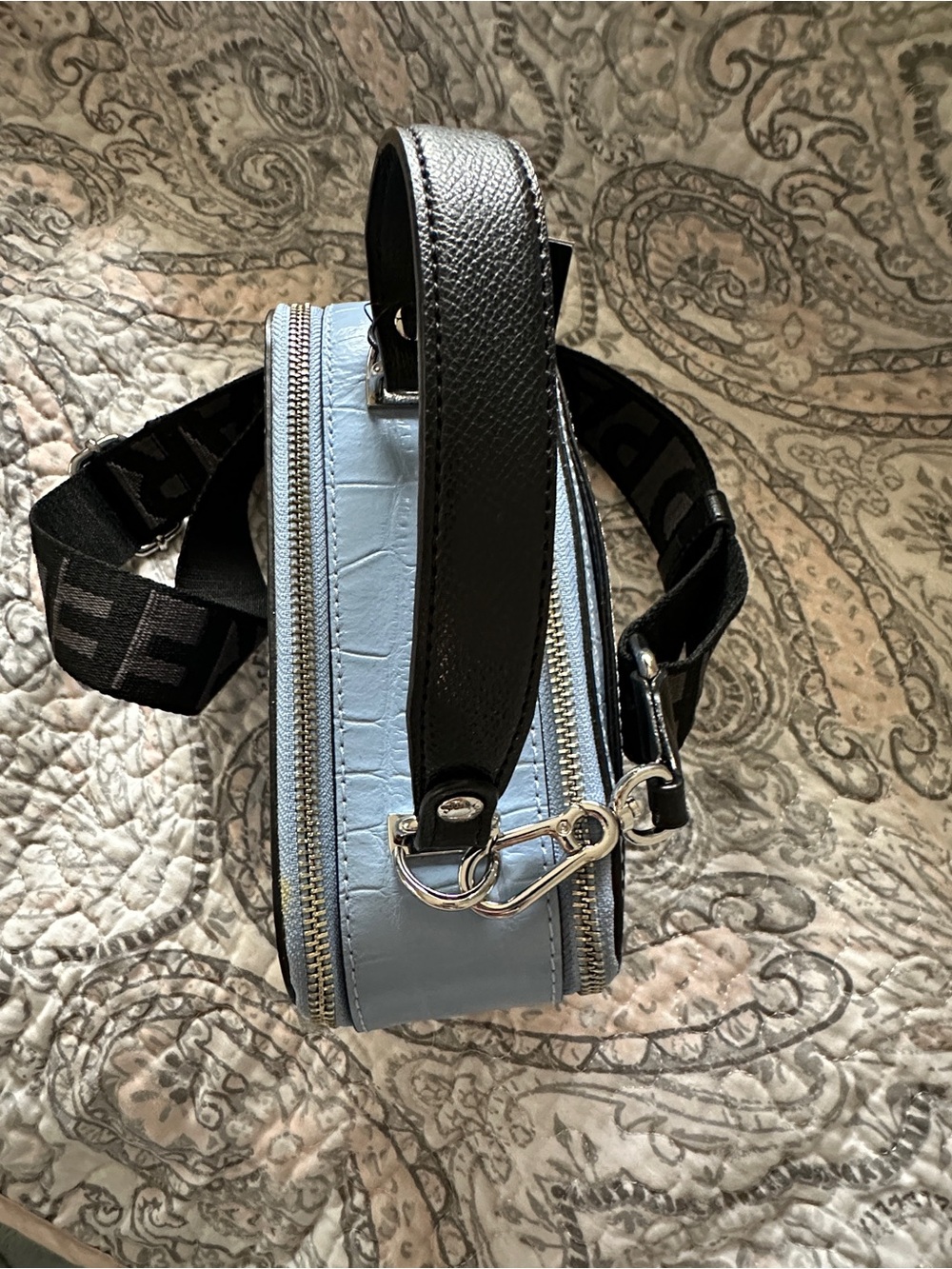 NWT: Karl Lagerfeld Simone Blue Faux-Croc Crossbody Camera Bag with Black Strap - Picture 3 of 6